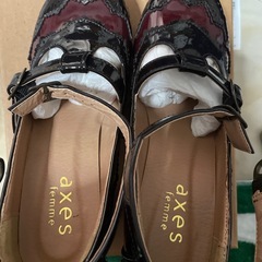 axes femme 未使用 レトロ配色エナメルパンプスの画像