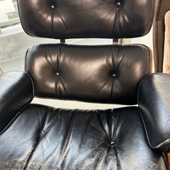 革の椅子の画像