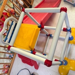 室内滑り台の画像