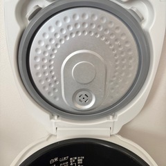 美品 東芝 IH炊飯器 5.5合炊きの画像