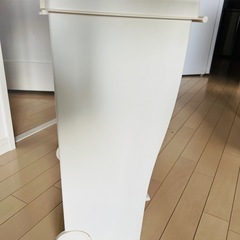 ペダル式ゴミ箱　45リットルの画像