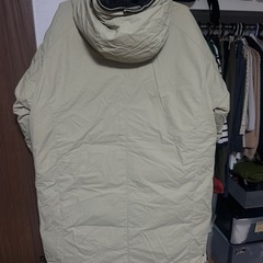 【タグ付き新品
】ROGER EGGER トリアテックインサレーションコートの画像