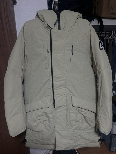 【タグ付き新品
】ROGER EGGER トリアテックインサレーションコート