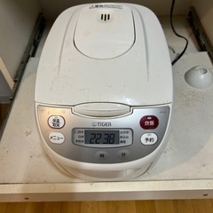 冷蔵庫、洗濯機、電子レンジ、炊飯器、ガス台他の画像