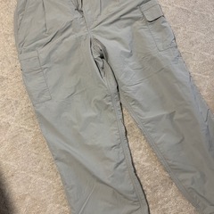 グレー カーゴパンツ 複数ポケットＬの画像