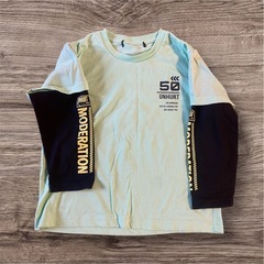 男児　子供服130 ５枚セット　３枚目はH&M ５枚目はgapkidsの画像