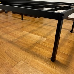 ダブルベットフレームの画像