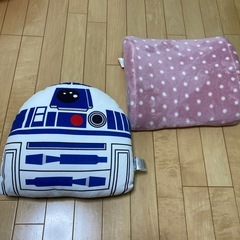 キャラクタークッション　マットいろいろ8点の画像