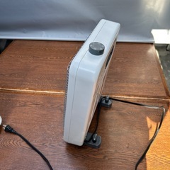 IRIS OHYAMA アイリスオーヤマ 電気ストーブ　EHT-800W管理番号913の画像