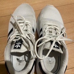 子ども靴の画像