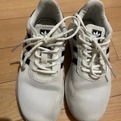 子ども靴の画像