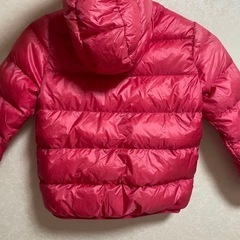 子ども用ダウンジャケットの画像