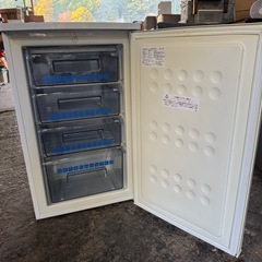 アビデラックスノンフロン冷凍庫ACF-110Eの画像