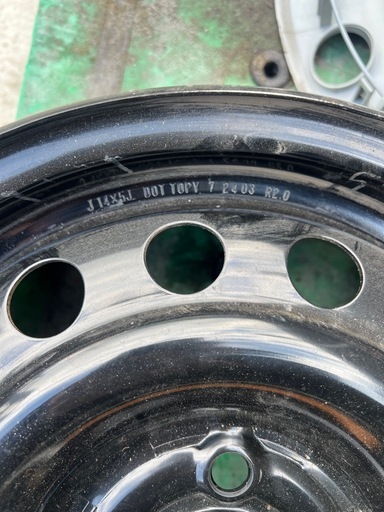 車の鉄ホイール