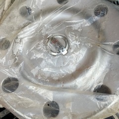 車の鉄ホイールの画像