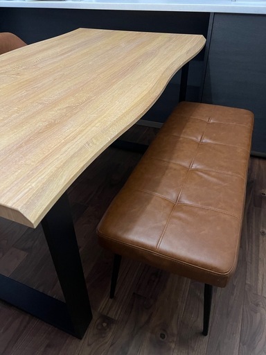 【受け渡し者決定済み】美品Dテーブルセット　