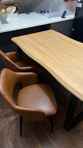 【受け渡し者決定済み】美品Dテーブルセット