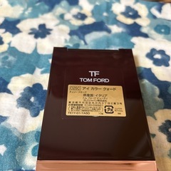 トムフォード アイシャドウ チェリースモークの画像