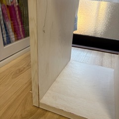 絵本ラックの画像