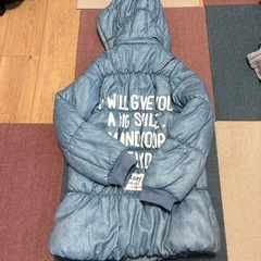 【新品同様】150センチ ダウン　ジャンバーの画像