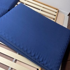 折りたたみマットレスの画像