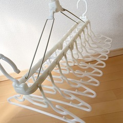 ベビー 10連ハンガー ホワイトの画像