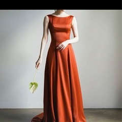 テラコッタ　ドレスの画像