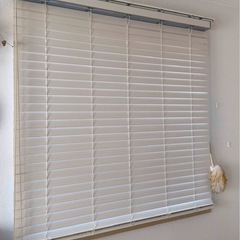 ウッドブラインド(カーテンレール取り付け)の画像
