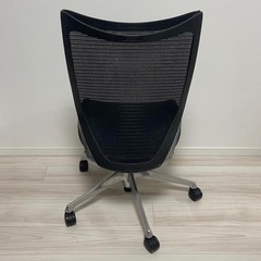 【早いもの勝ち】オカムラ バロンチェア ハイバック ブラック メッシュの画像