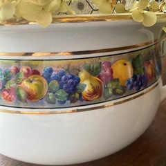 イギリスアンティーク 陶器 ポット フルーツ柄 金彩 インテリアの画像
