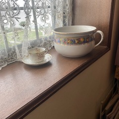 イギリスアンティーク 陶器 ポット フルーツ柄 金彩 インテリアの画像