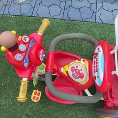 アンパンマン 三輪車 それいけ! アンパンマンデラックスII レッドの画像