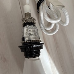 ペンダントソケット2つ(LED1つ付き)の画像