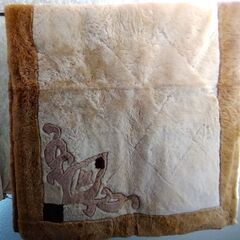 ムートン敷き二枚／中古の画像