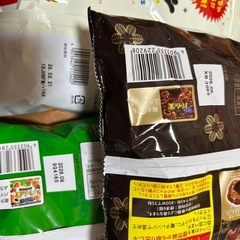 【取引き中】お菓子　パイの実　ポテコ　きのこの山　チョコ　コアラのマーチの画像