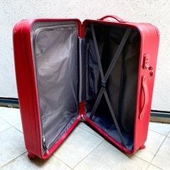 早め希望！お譲りします【訳あり】スーツケース　キャリーケース　軽量 大型　マットレッド　鍵2本ありの画像