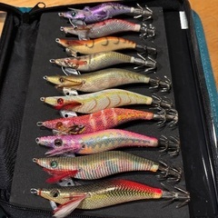 【未使用＋1回使用】エギ 10個セット ダイワ エメラルダス ヤマシタ ハヤシ YOZURI 等 イカ 釣り エギング ケース付の画像