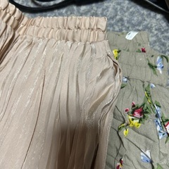 スカート2枚
の画像