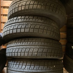 175/70/14スタッドレス中古4本の画像