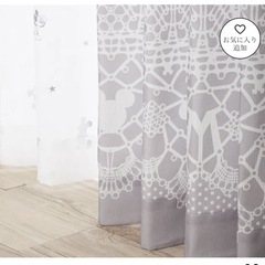 カーテンの画像