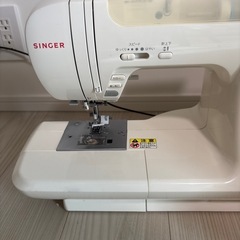 シンガーミシン　持ち運び可能の画像