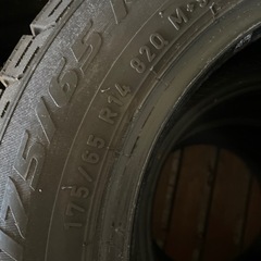 175/65/14スタッドレス中古4本
の画像