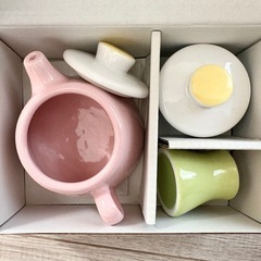 【早い者勝ち】IKEA おままごとキッチン＋未使用おもちゃ2箱　引取り限定（府中の森公園近く）の画像