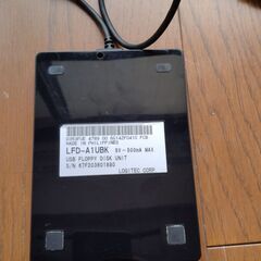Logitec USBフロッピーディスクドライブ LFD-A1UBKの画像