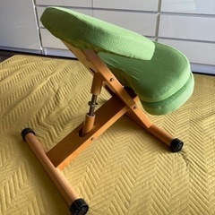 子供の姿勢矯正【プロポーションチェア】宮武製作所の画像