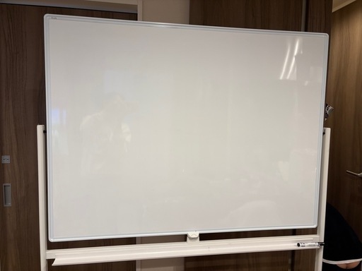 美品　ホワイトボード　両面