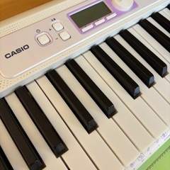 電子ピアノ　キーボード　CASIO LK315の画像