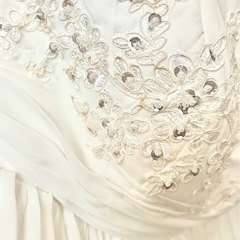 ウェディングドレスの画像