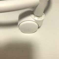 断捨離中２３日まで！キャスター付きのイスの画像