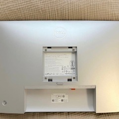 【ジャンク品】Dell U2421E 24.1インチ　ディスプレイモニター 本体の画像